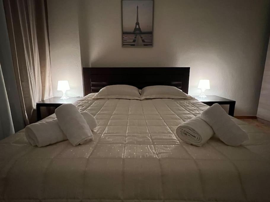 Markopoulosapartments Nea Moudania Esterno foto