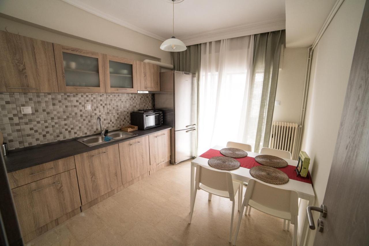 Markopoulosapartments Nea Moudania Esterno foto